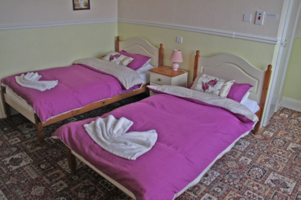 The Majestic Bed and Breakfast Great Yarmouth Exteriör bild
