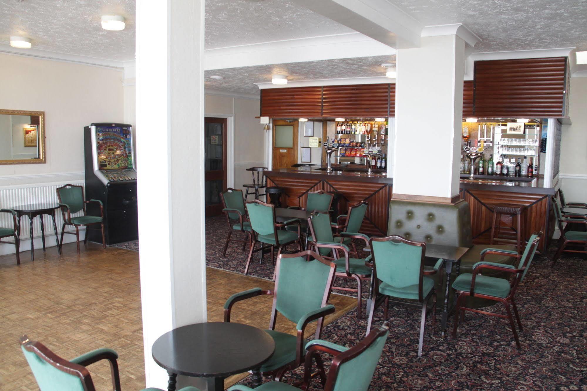 The Majestic Bed and Breakfast Great Yarmouth Exteriör bild